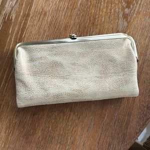 Brand new HOBO LAUREN WALLET / clutch